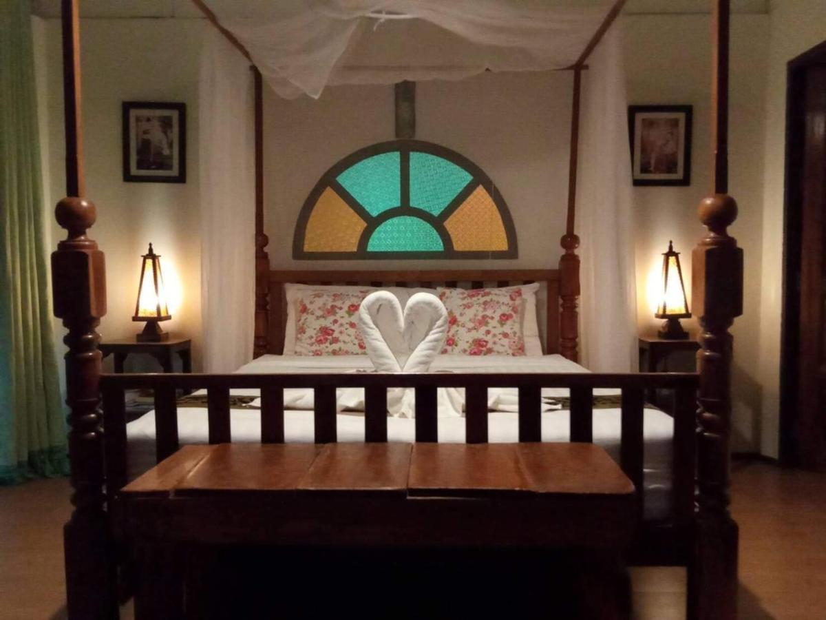 Baan B&B Sukhothai Bagian luar foto