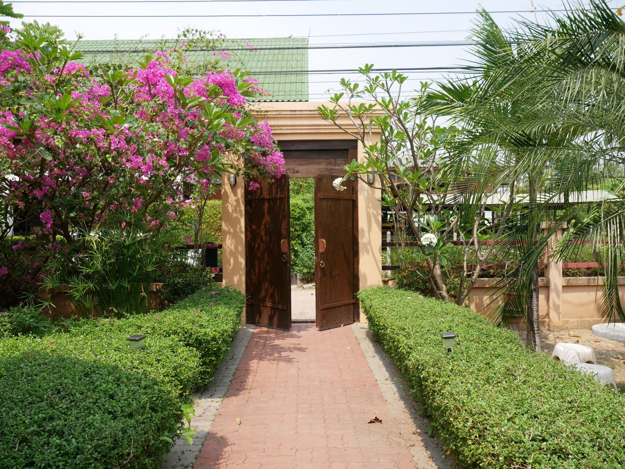 Baan B&B Sukhothai Bagian luar foto